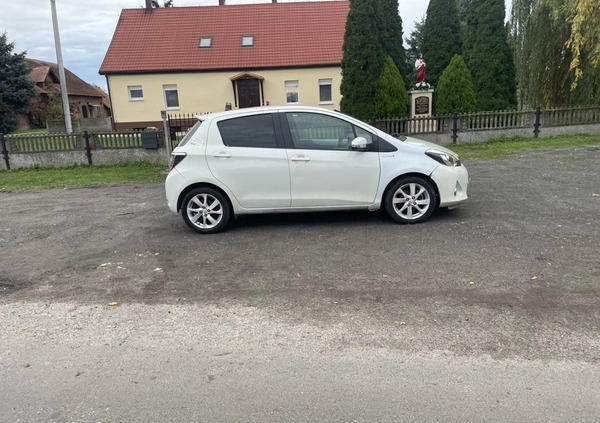 Toyota Yaris cena 24500 przebieg: 105000, rok produkcji 2013 z Krotoszyn małe 529